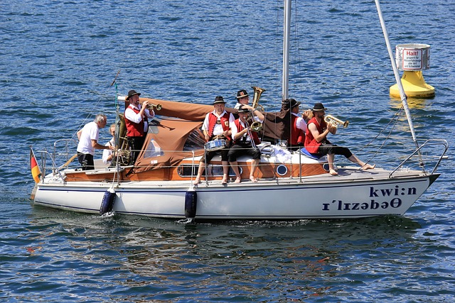 更是欧洲实 更是欧洲实